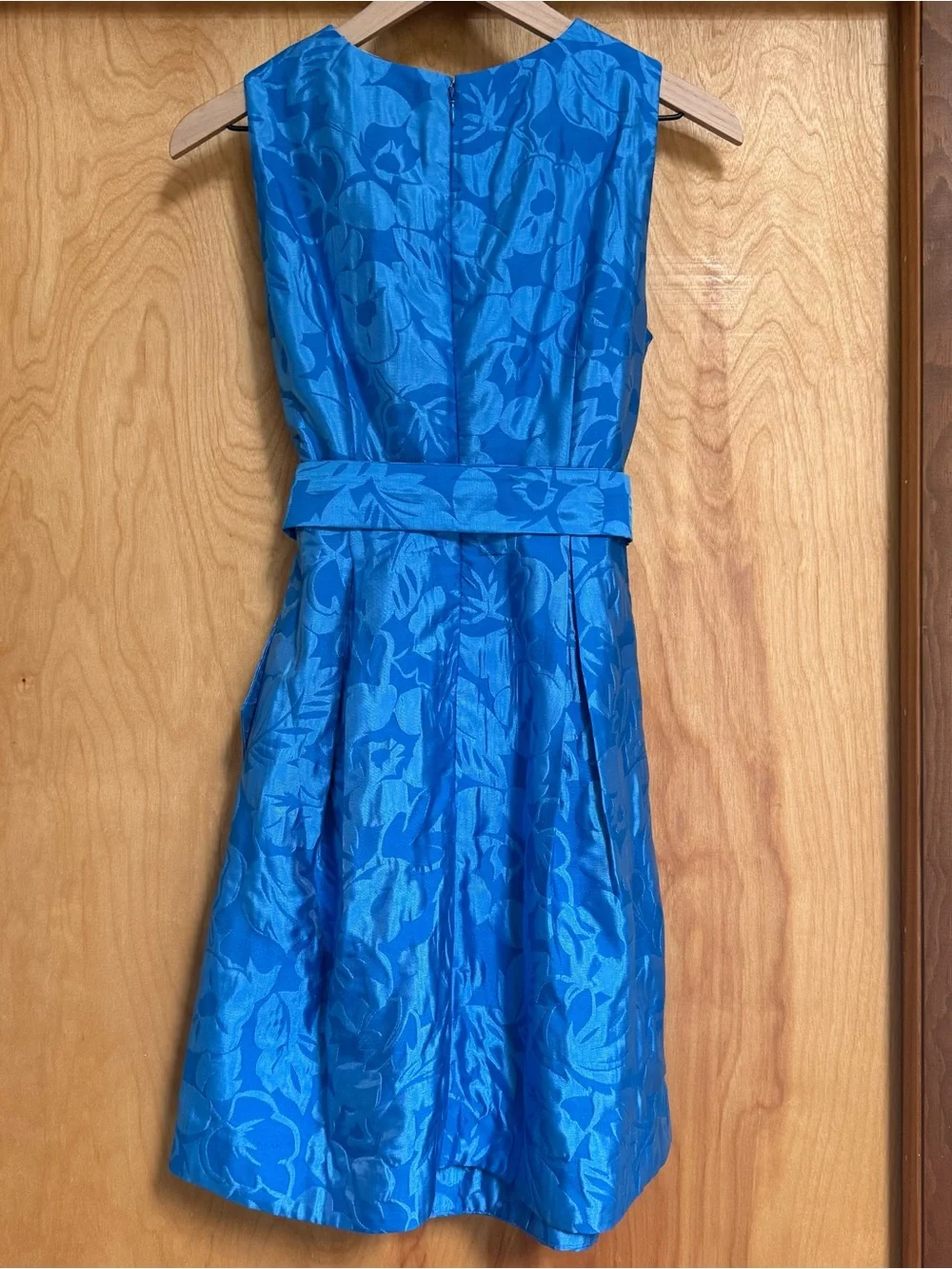 Small Kate Spade Alice Tropical Foliage Bright Blue Floral Brocade Dress - Picture 5 of 14